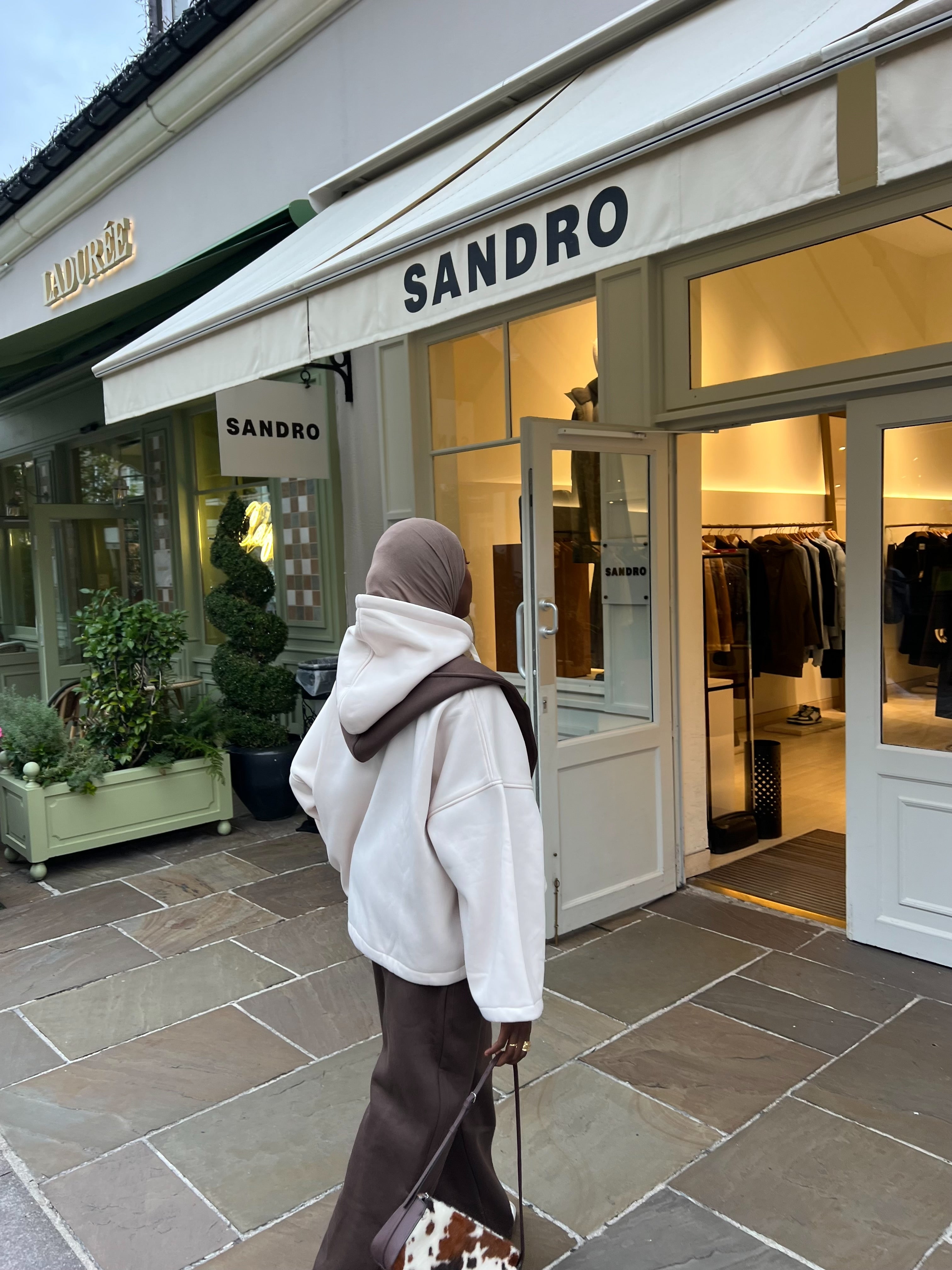 Set Aura Fit marron ( Pantalon et écharpe-capuche )