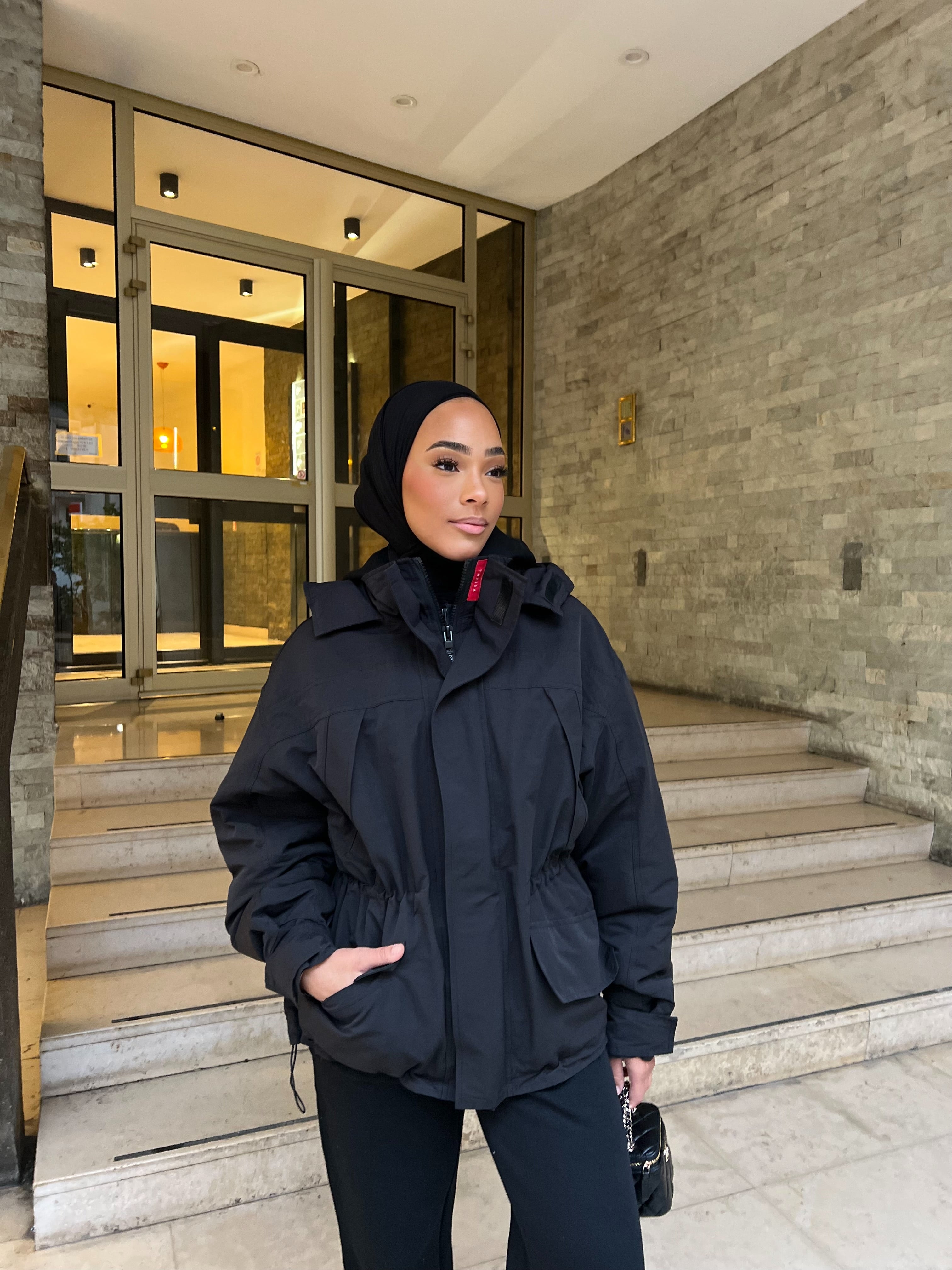 Parka Néora noir ( Taille standard ) [ EN STOCK ]