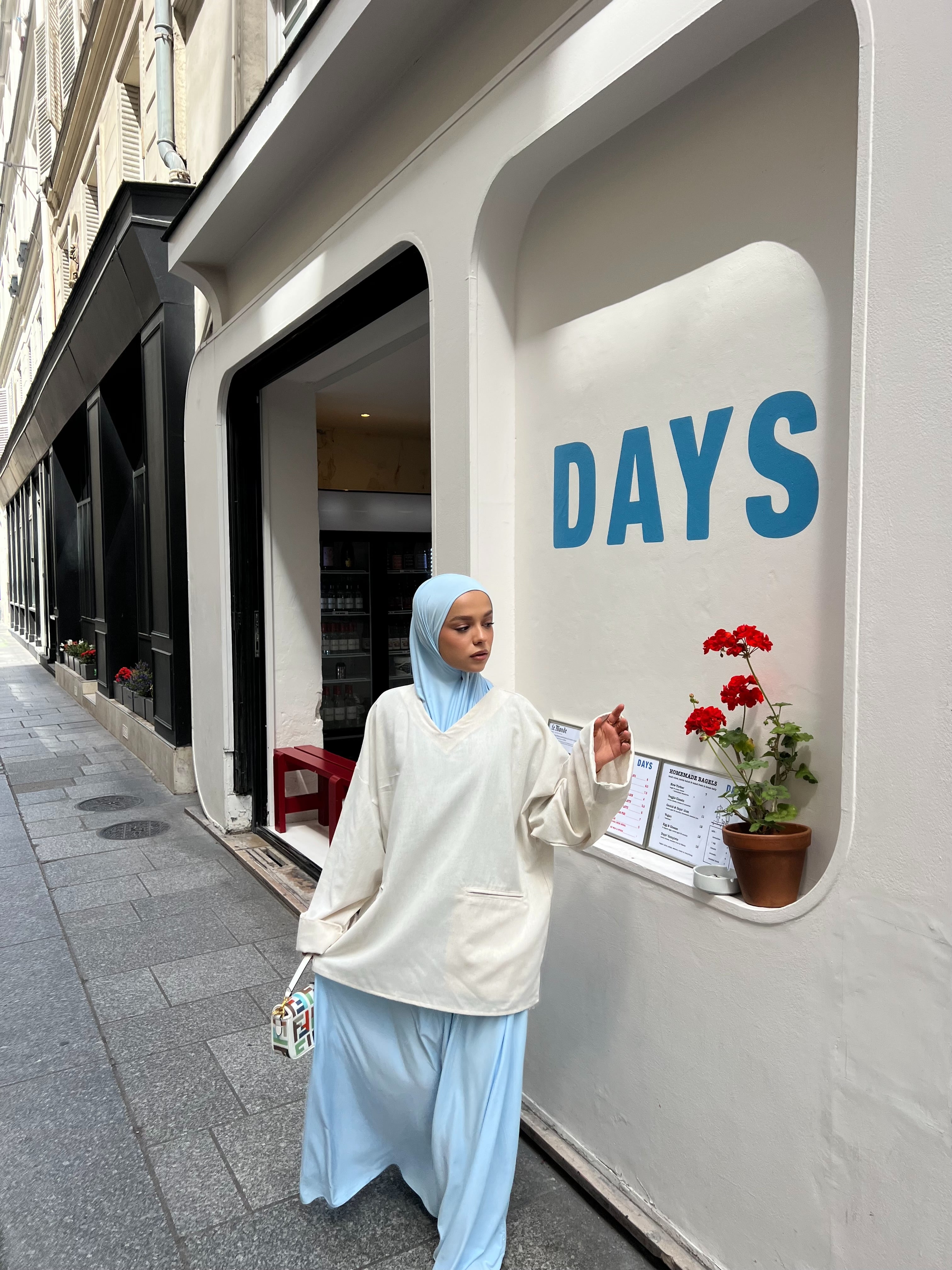 🧕🏻👗Standard bleu ciel  Set Jupe + Hijab jersey scuba premium Bleu ciel ( voir description**)