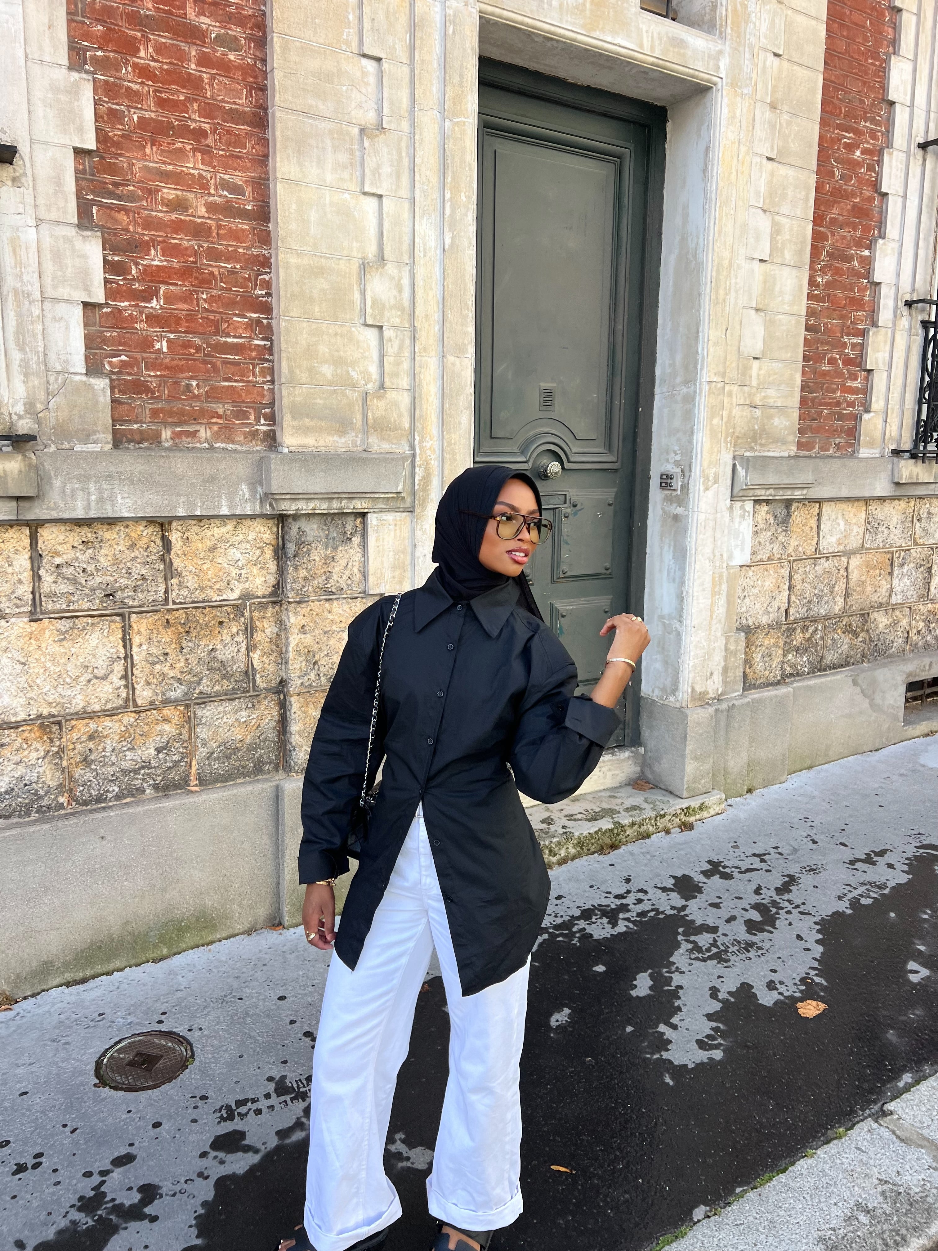 Chemise Cynthia Noir ( Taille standard )