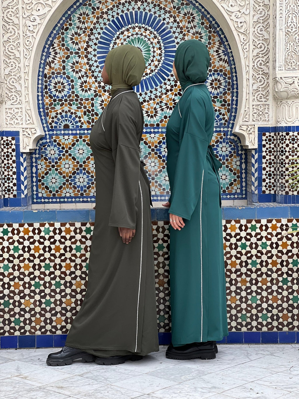 Abaya Cache Coeur Saliha Emeraude - TAHIRA