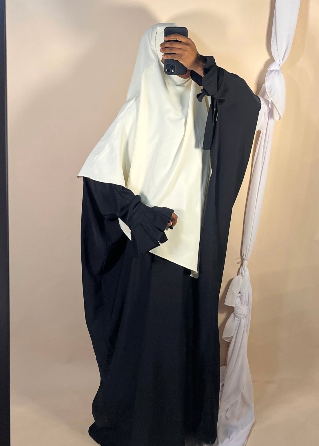 Abaya Emiratie Saoudienne - TAHIRA