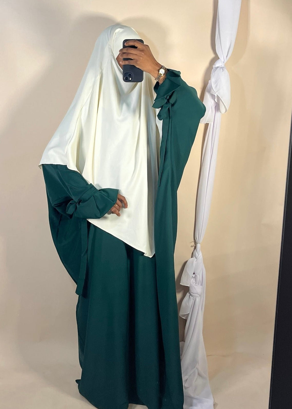 Abaya Emiratie Saoudienne - TAHIRA