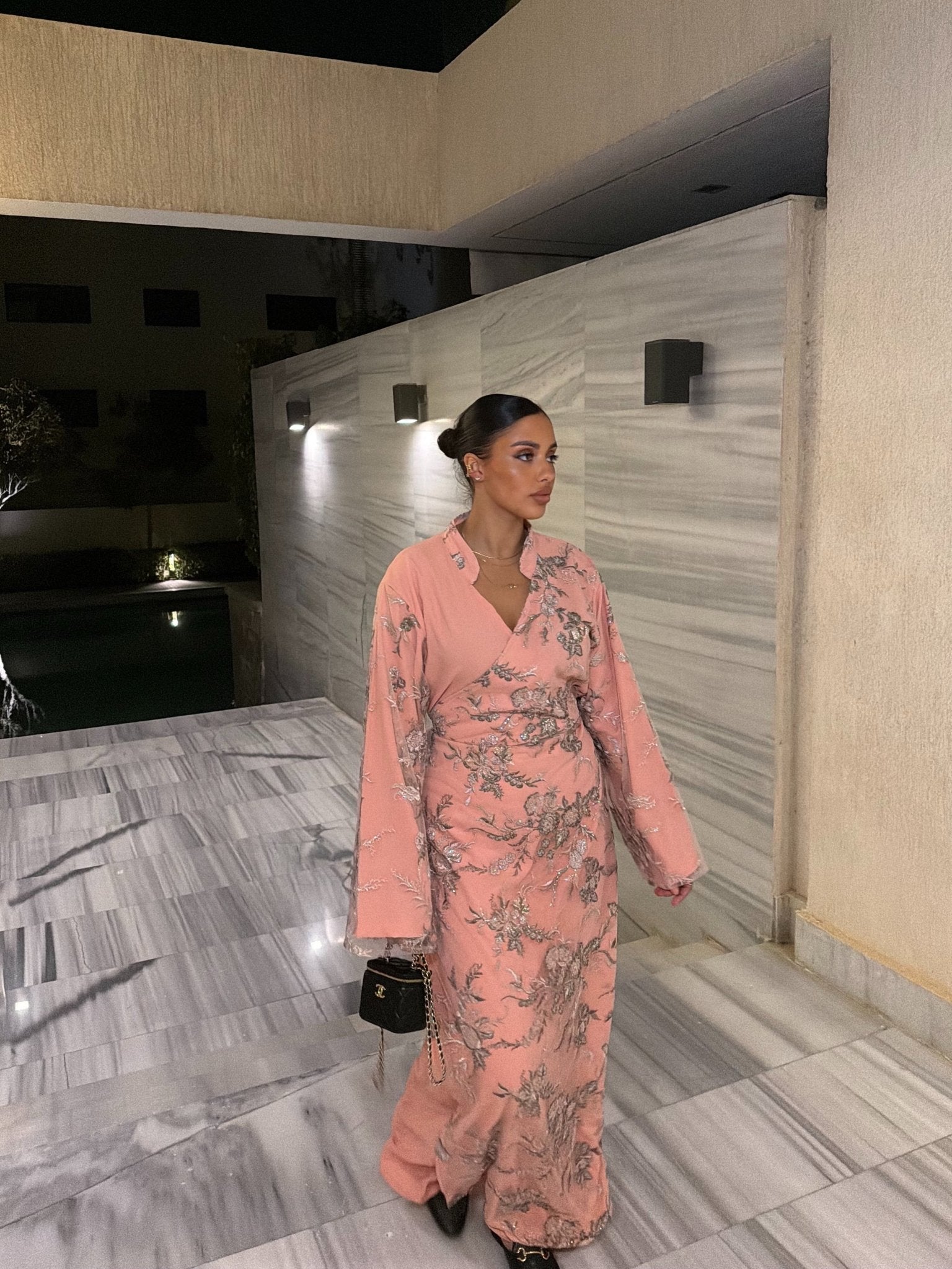Abaya Kyu New Brodé Saumon - TAHIRA