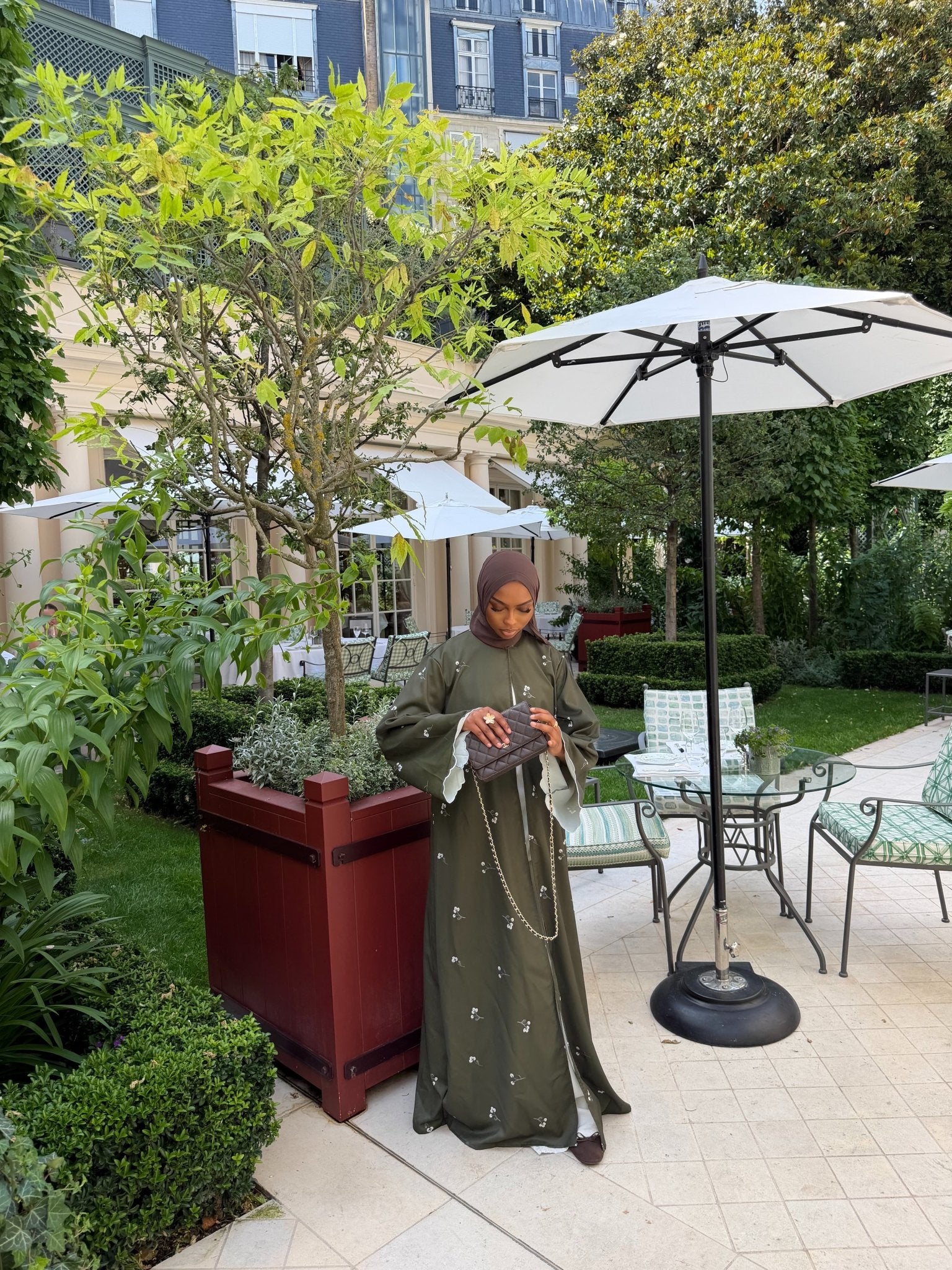Abaya Nour Kaki - TAHIRA
