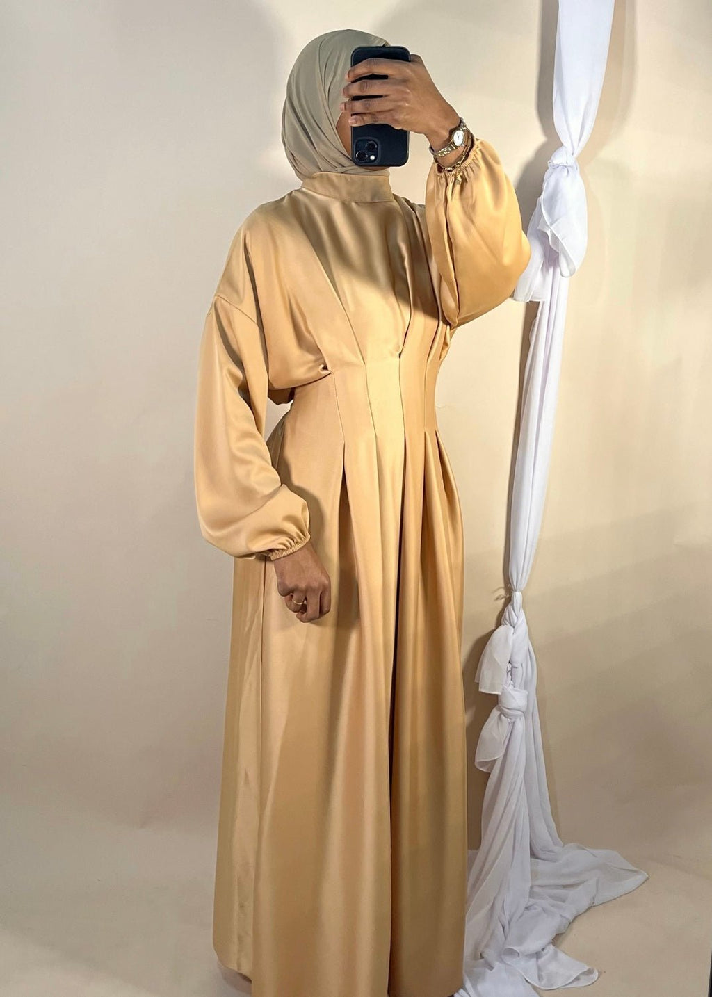 Abaya Satiné Elma - TAHIRA