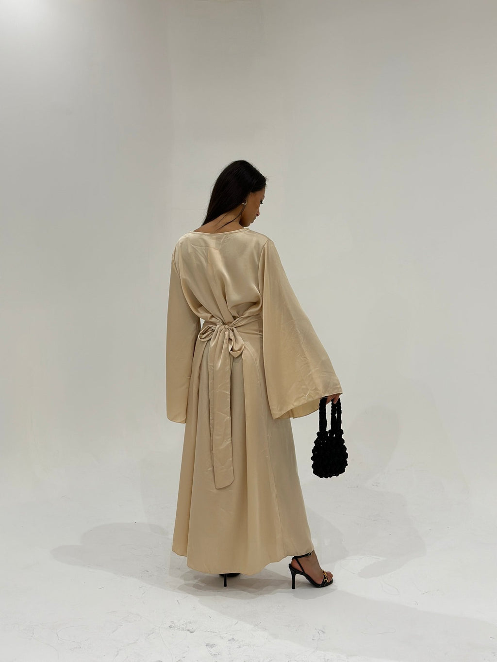 Abaya Satiné Sunshine Beige - TAHIRA