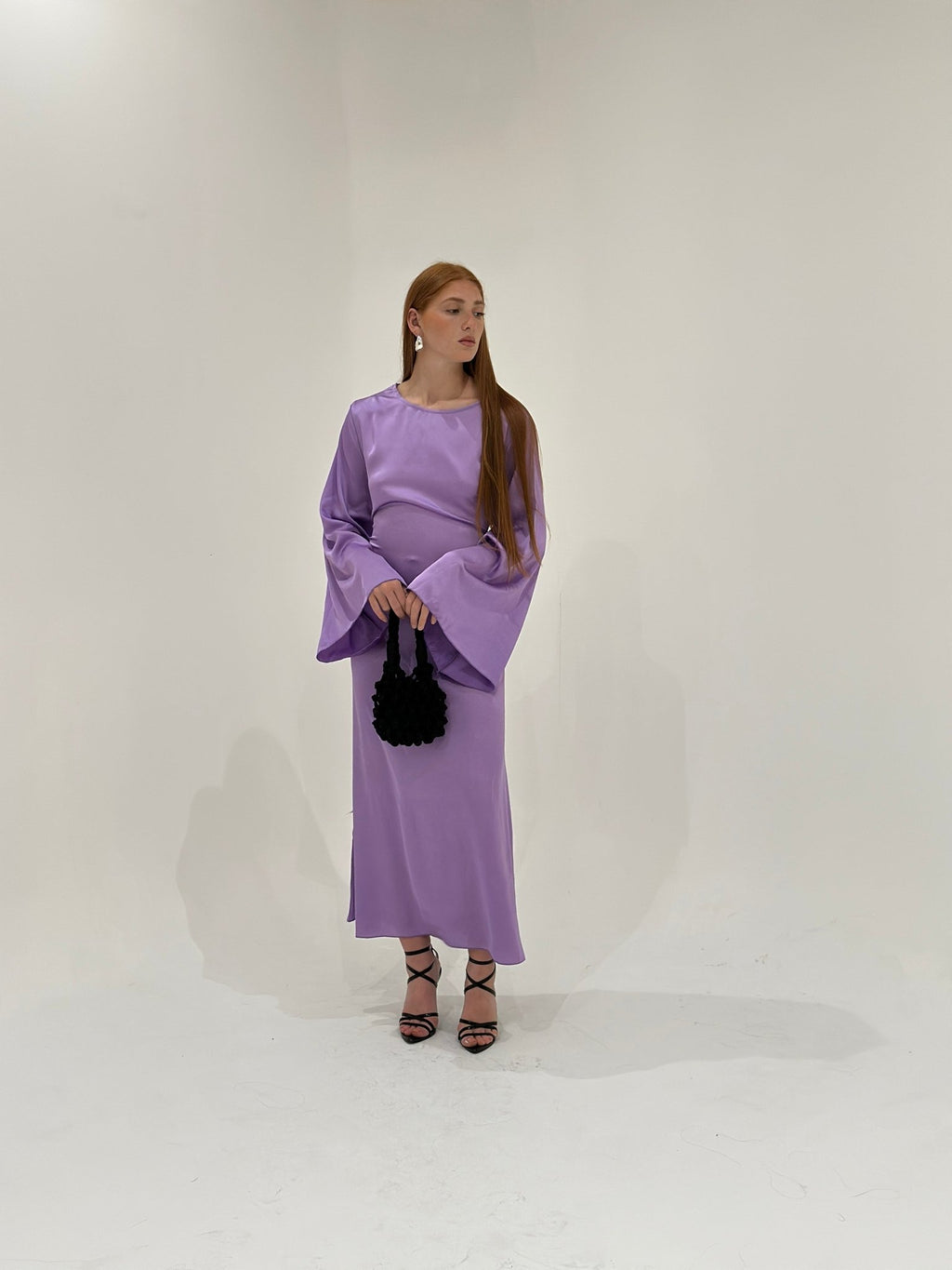 Abaya Satiné Sunshine Violet Lilas - TAHIRA