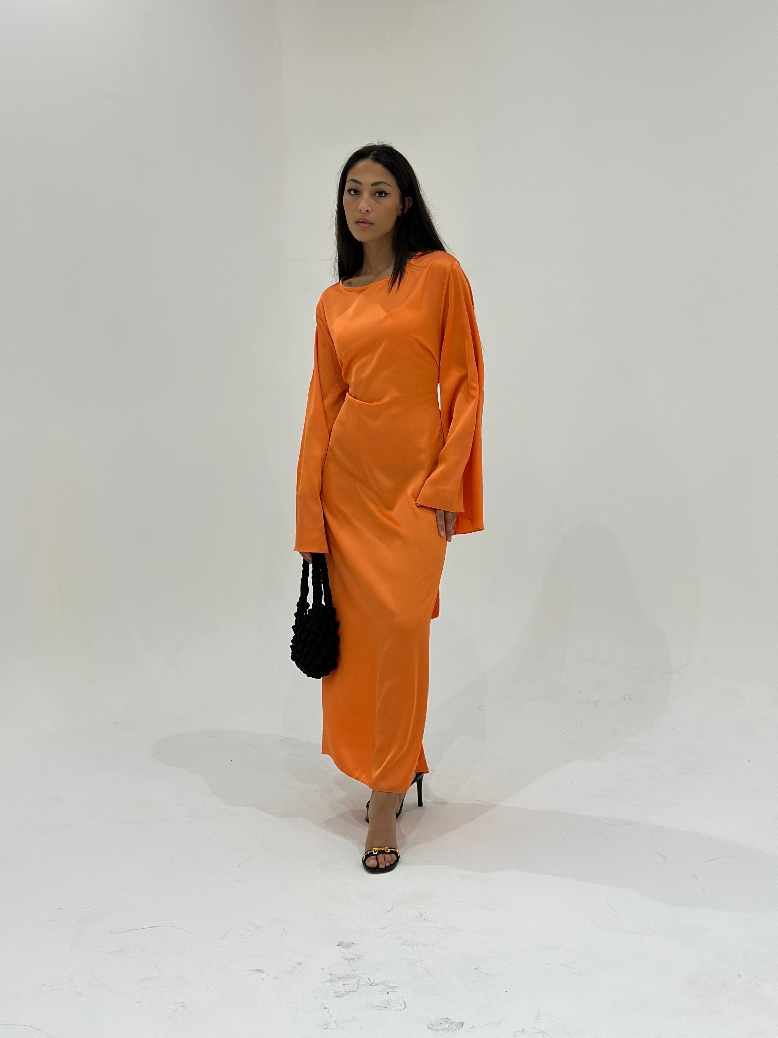 Abaya Sunshine Satiné Orange Pêche - TAHIRA
