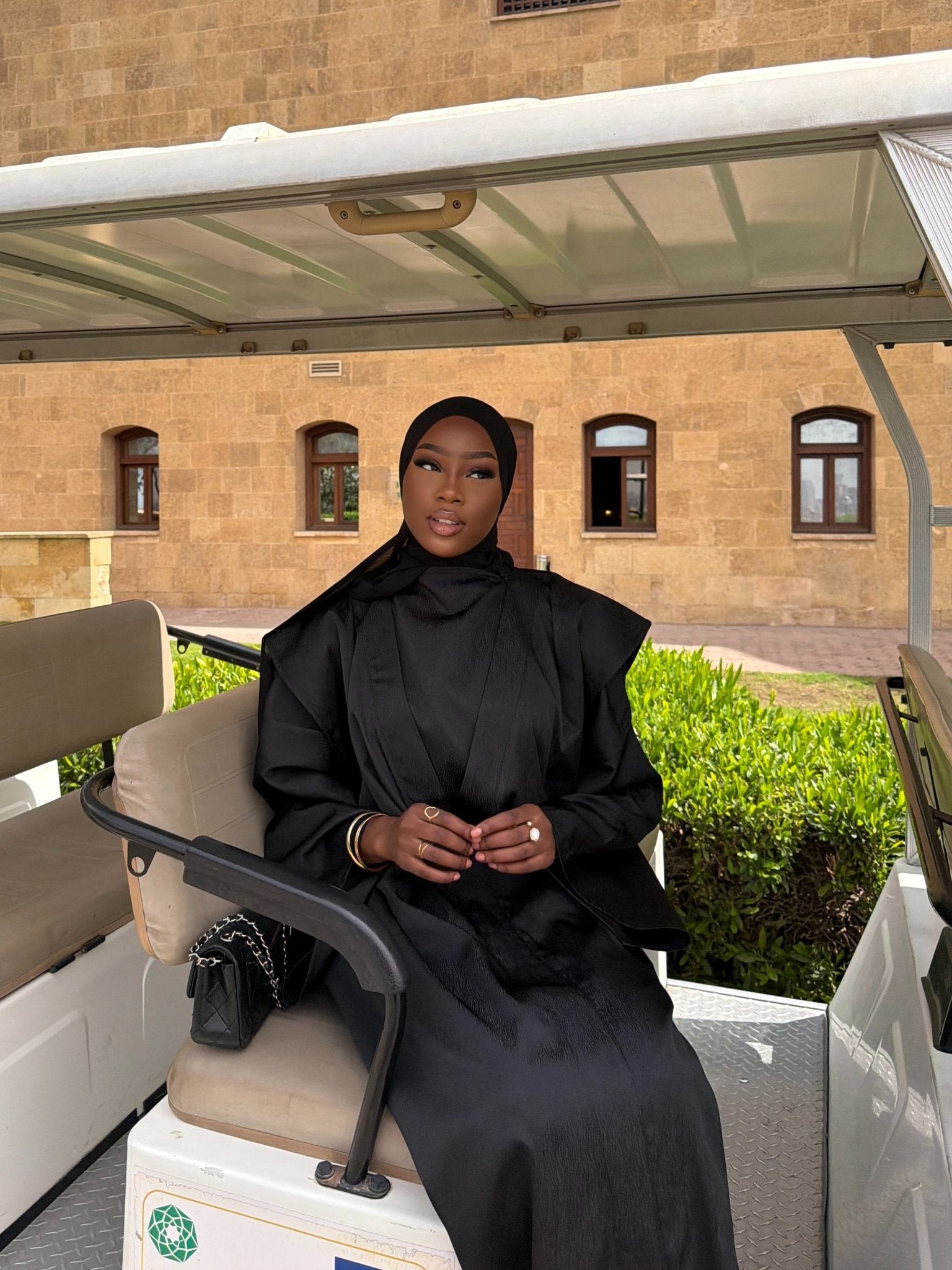 Abaya Tournesol Noir - TAHIRA