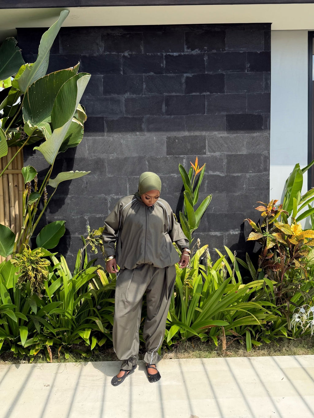 Ensemble Jogging Imen Kaki - TAHIRA