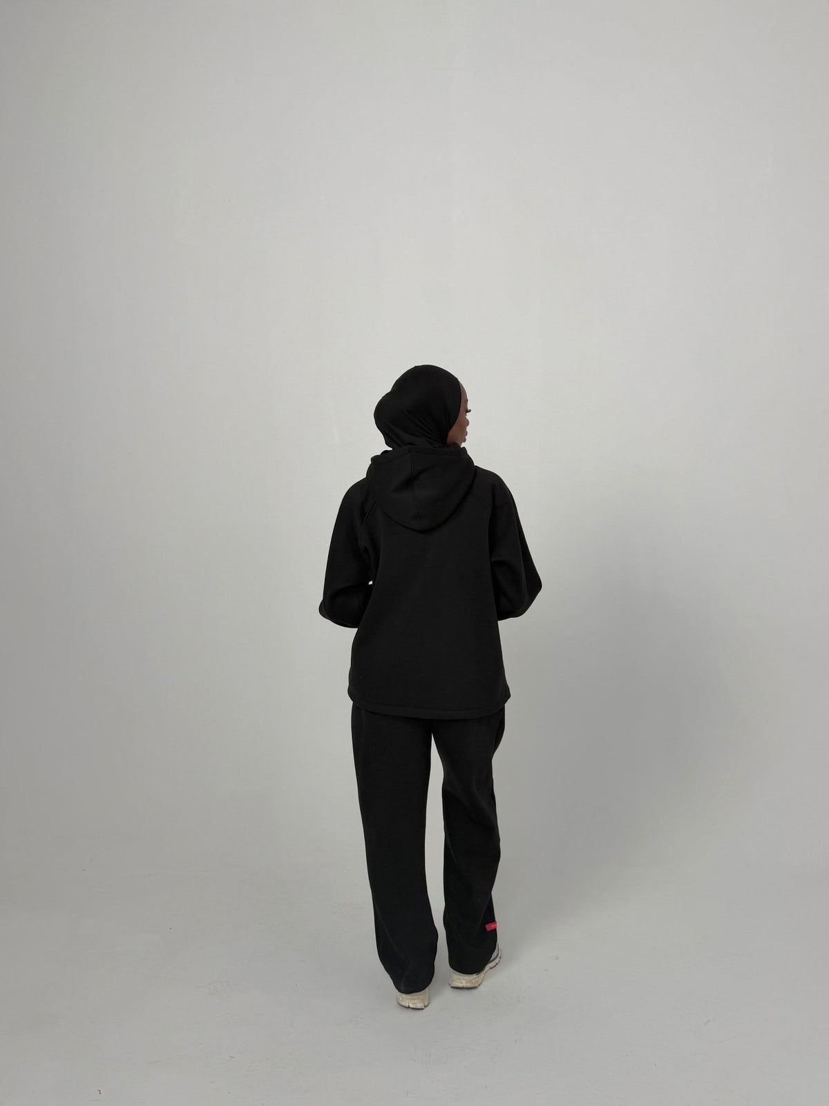 Ensemble Jogging Naya - Noir - TAHIRA