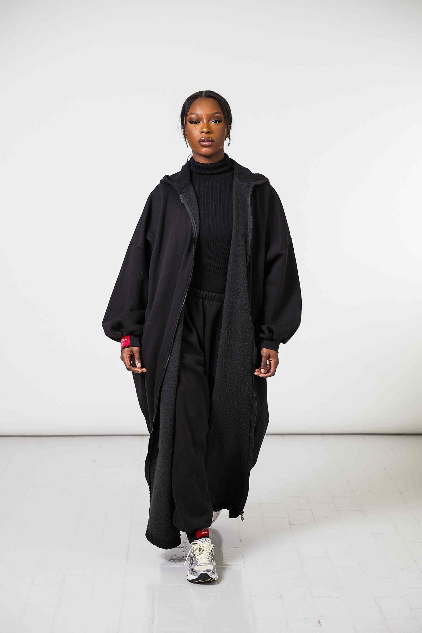 Ensemble Sweat Noir by Tahira - TAHIRA