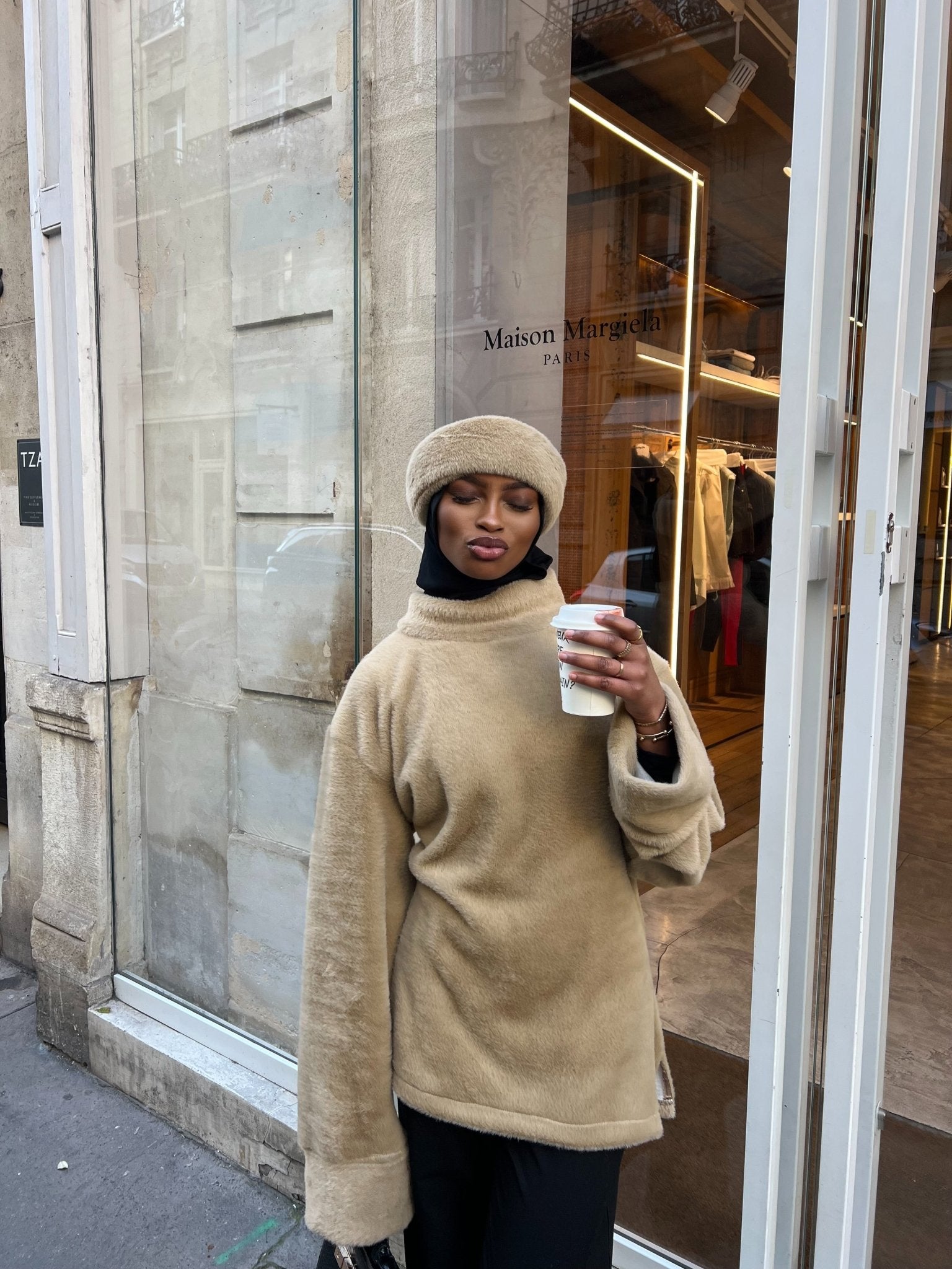 Ensemble Teddy Beige ( Fourrure et Pull ) - TAHIRA