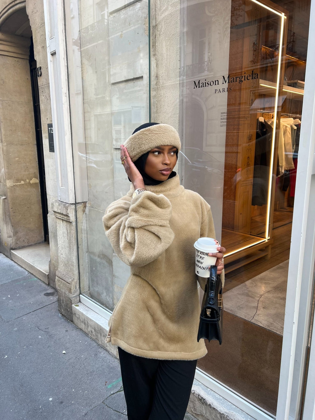 Ensemble Teddy Beige ( Fourrure et Pull ) - TAHIRA