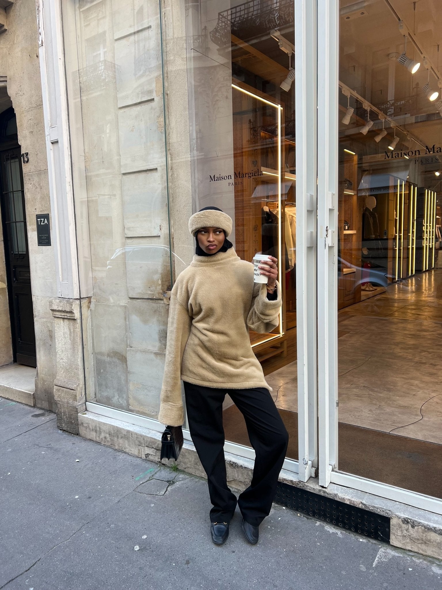 Ensemble Teddy Beige ( Fourrure et Pull ) - TAHIRA