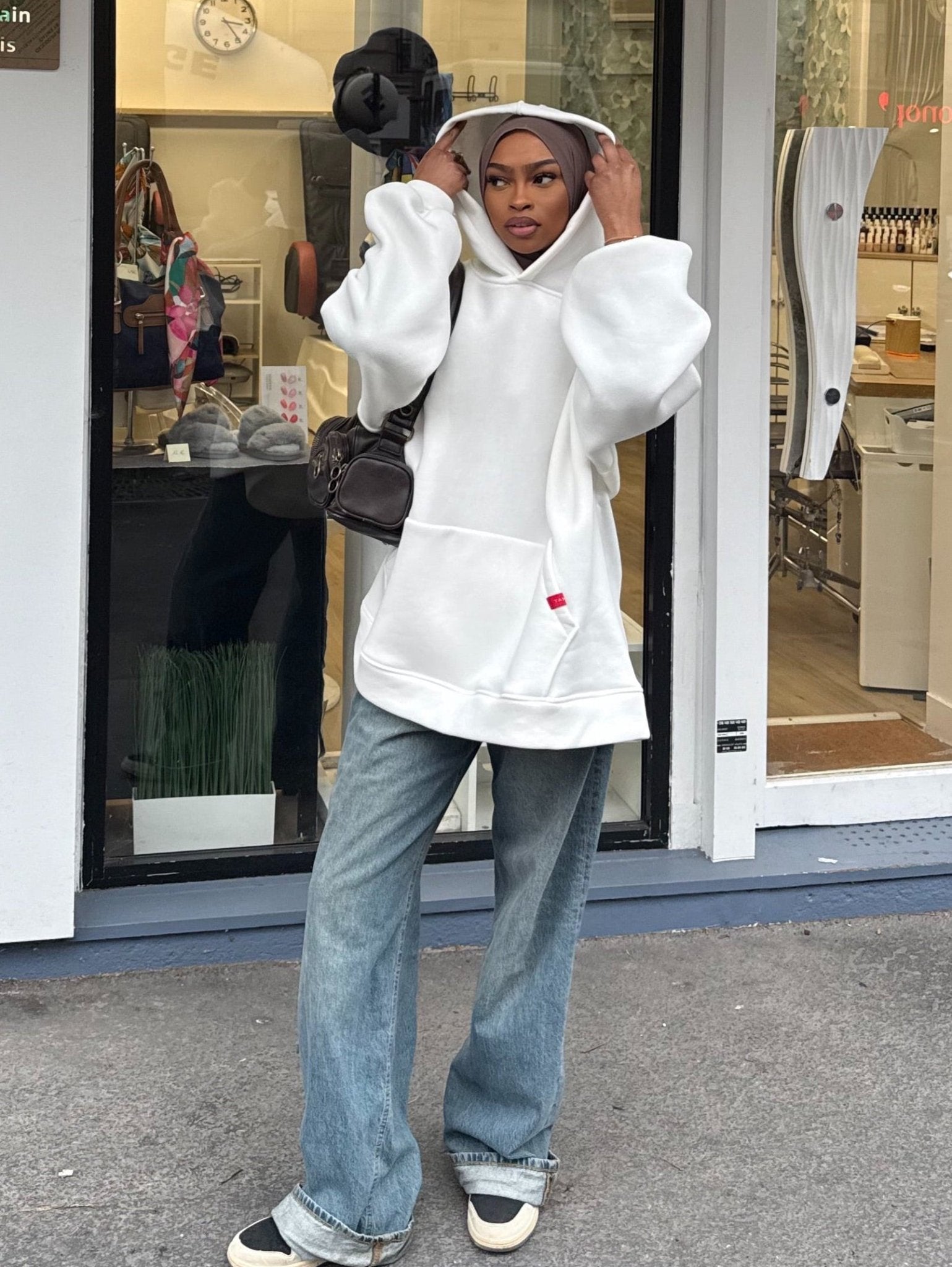Hoodie Oversize Off White - TAHIRA