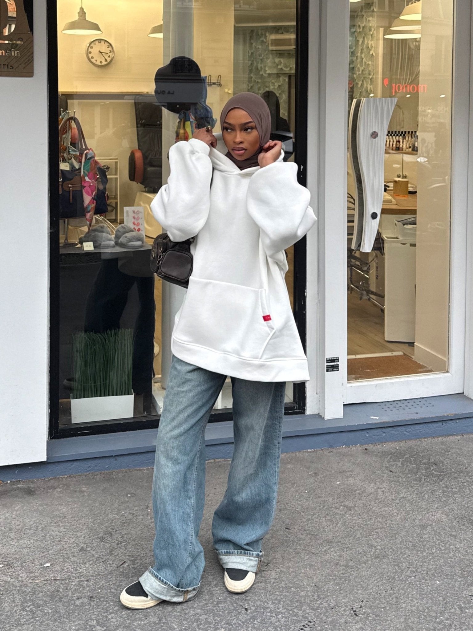Hoodie Oversize Off White - TAHIRA
