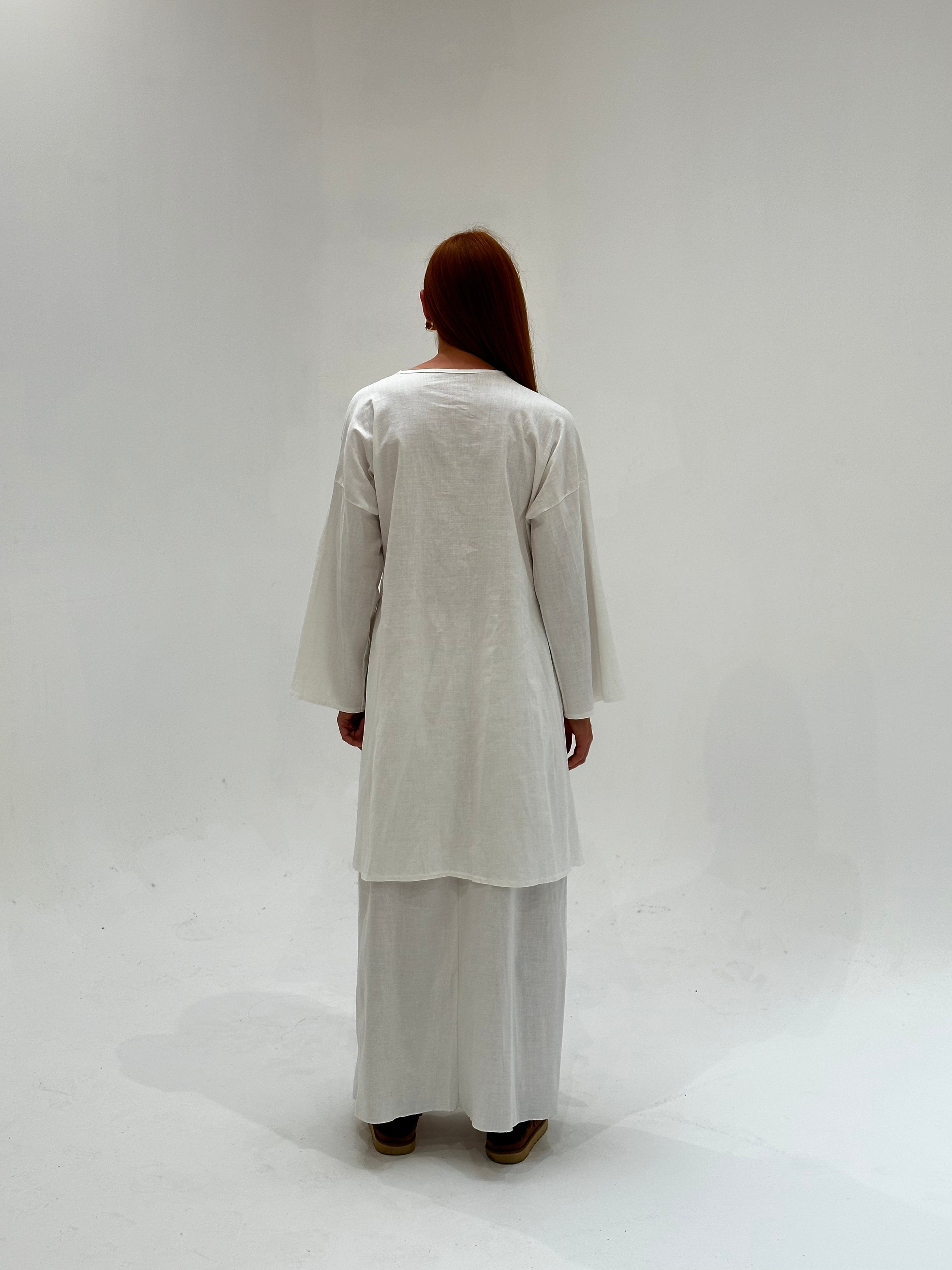 White Anglophone Skirt Set