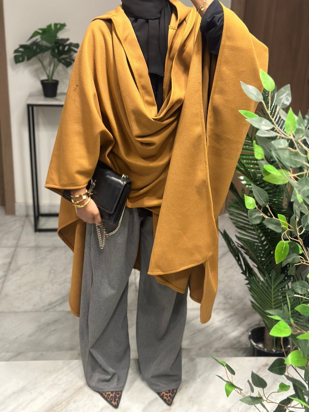 Poncho Nayra Camel - TAHIRA