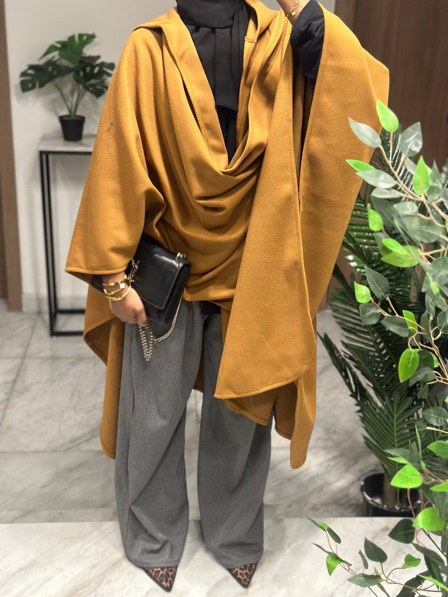 Poncho Nayra Camel - TAHIRA