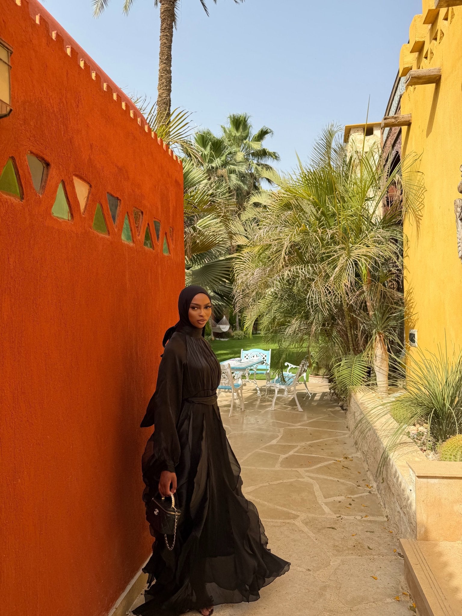Robe Arabella Noir - TAHIRA