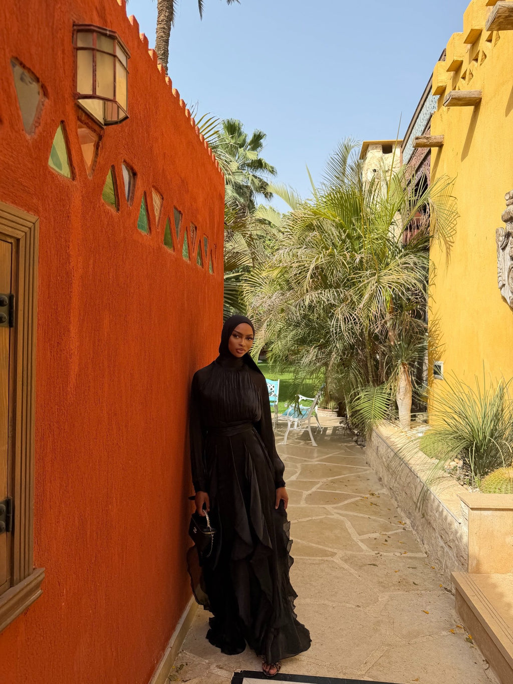 Robe Arabella Noir - TAHIRA