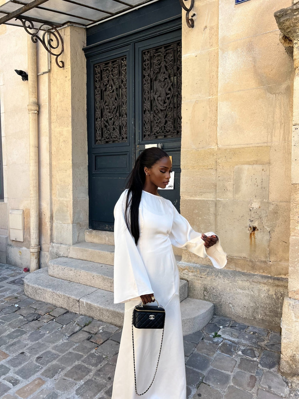Robe Ceintré Marina Beige - TAHIRA