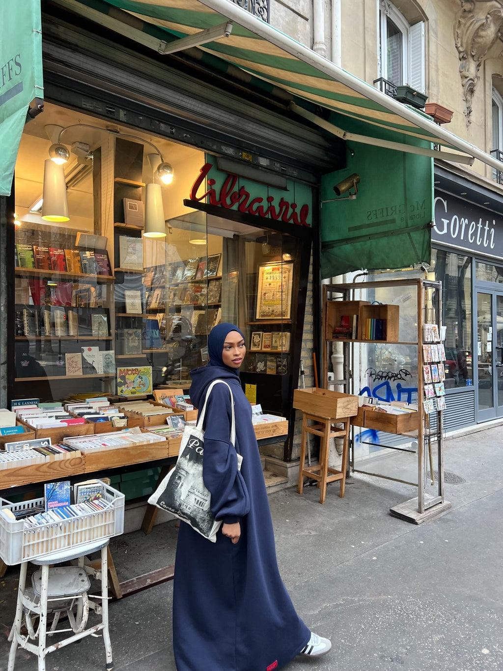 Robe Sweat Layyin Bleu Nuit - TAHIRA
