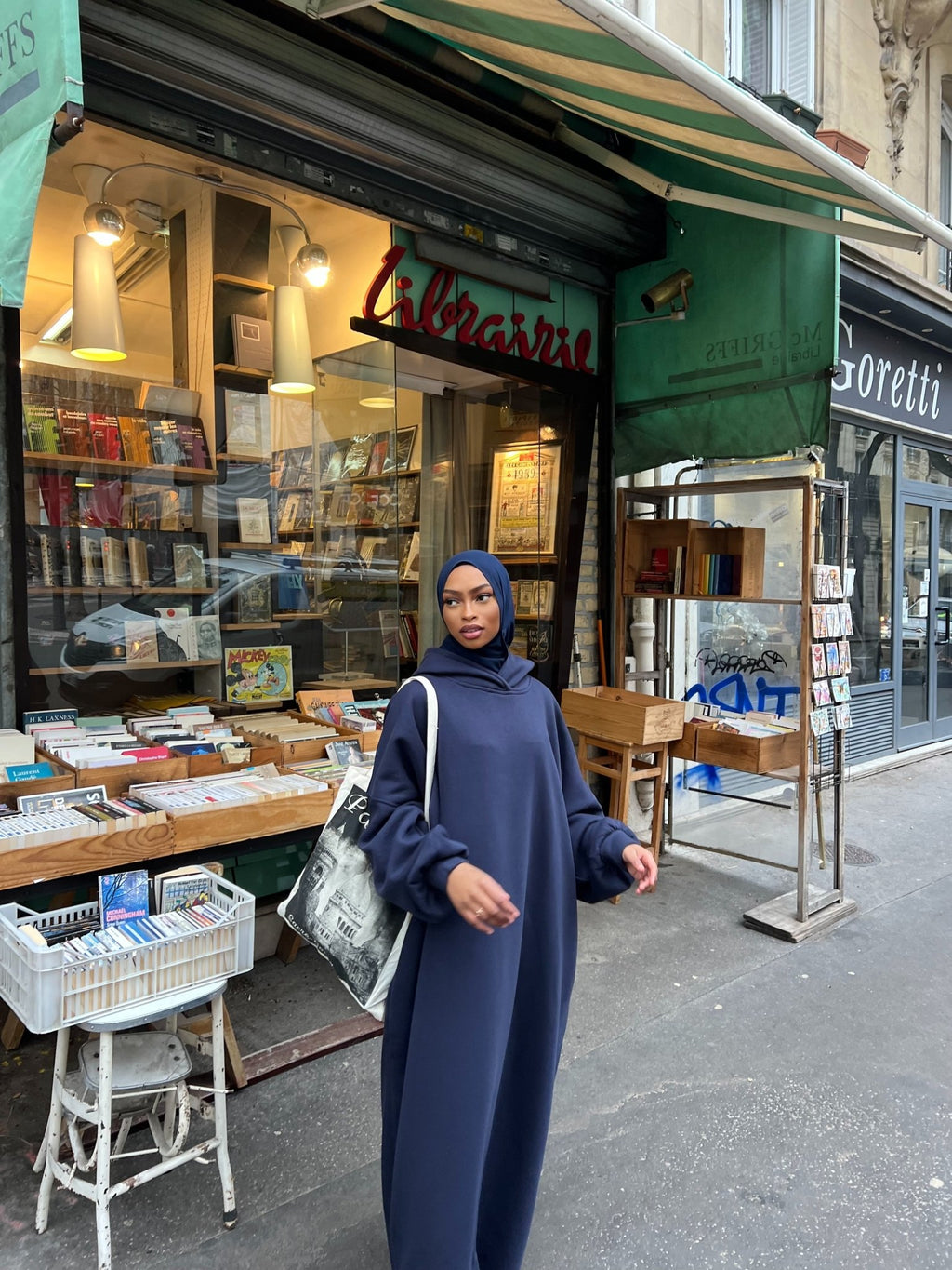 Robe Sweat Layyin Bleu Nuit - TAHIRA