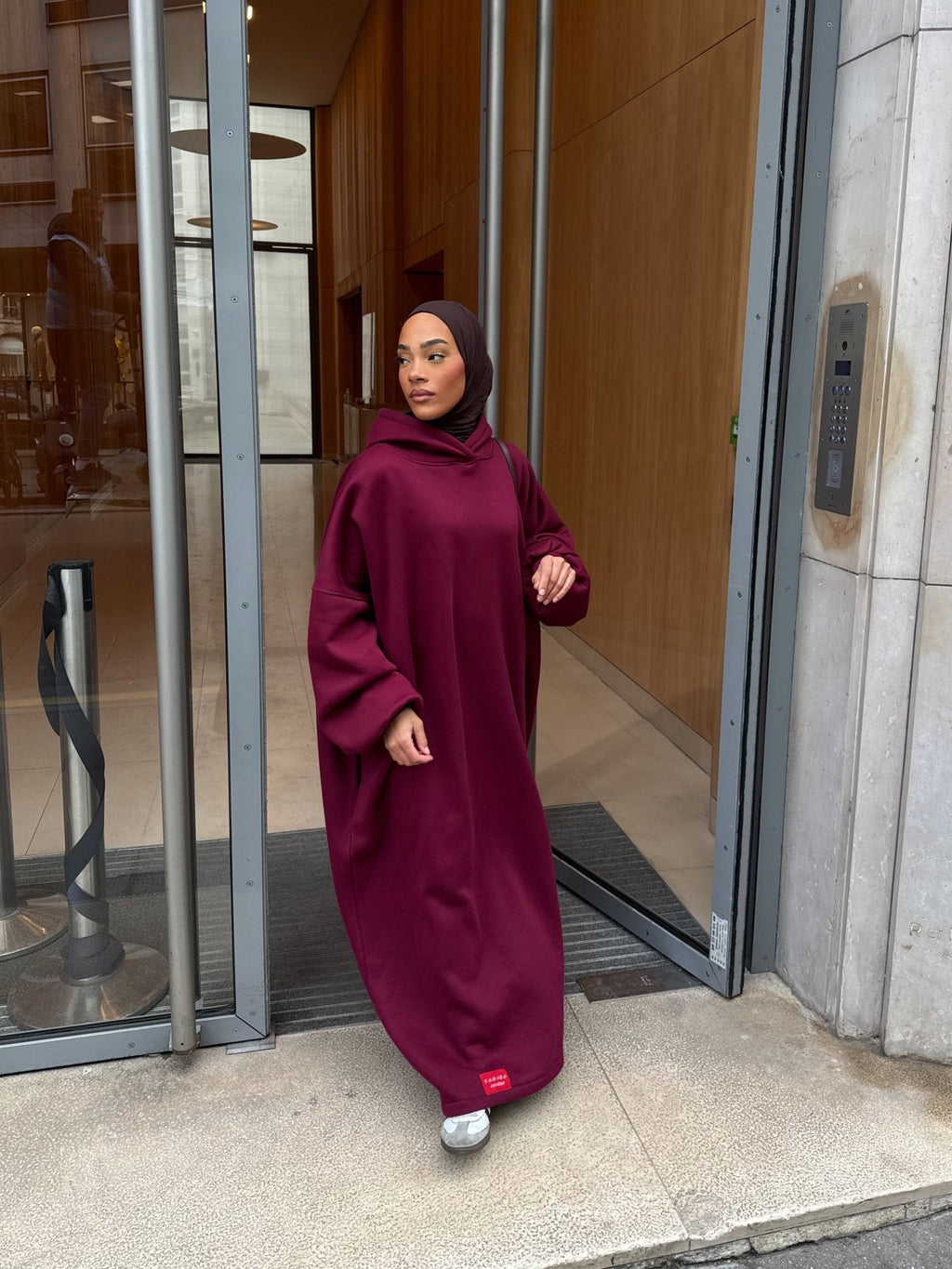 Robe Sweat Layyin Bordeau - TAHIRA