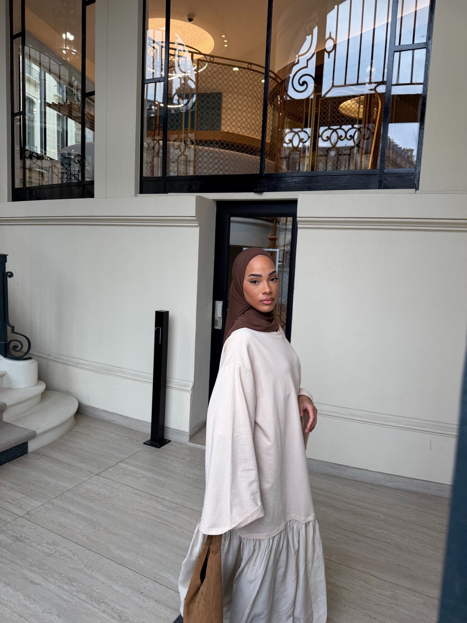 Robe Vayana Beige - TAHIRA