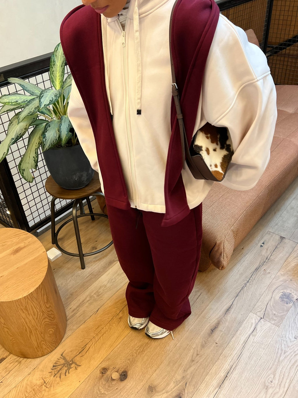 Set Aura Fit Rouge Bordeau( Pantalon et Écharpe - capuche ) - TAHIRA