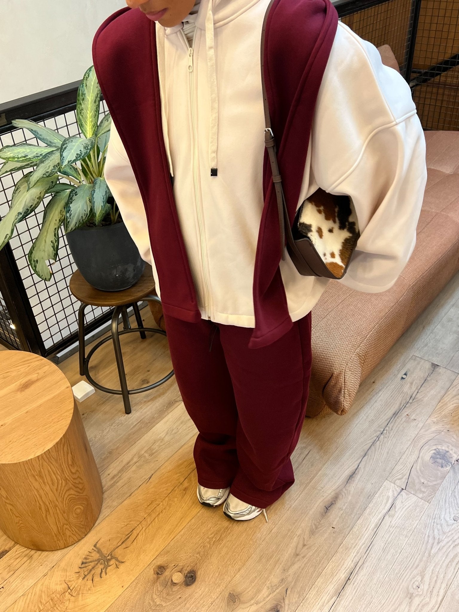 Set Aura Fit Rouge Bordeau( Pantalon et Écharpe - capuche ) - TAHIRA